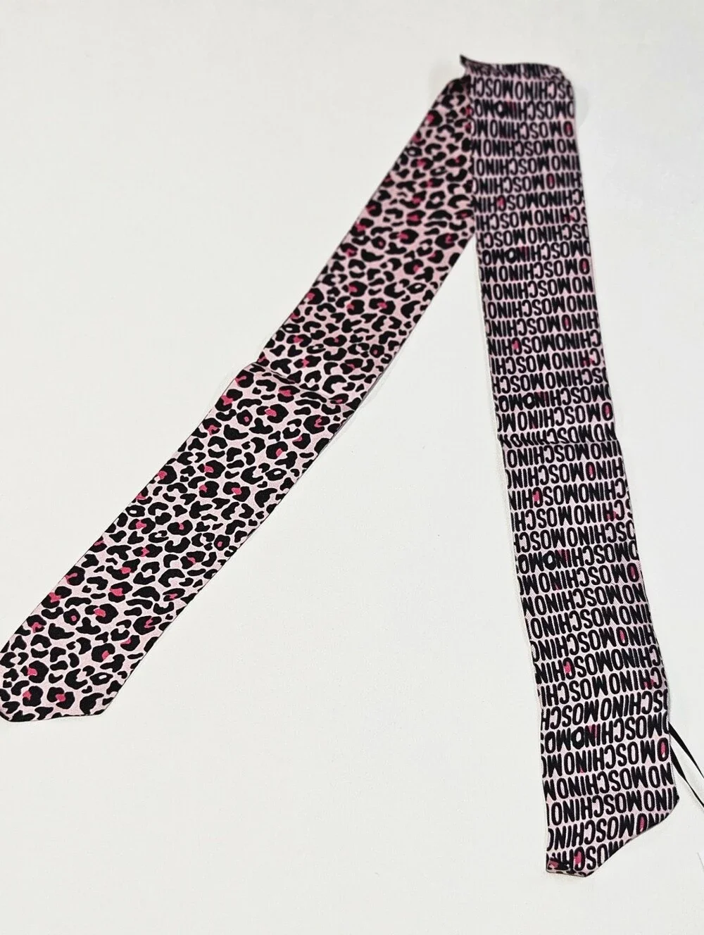 Moschino scarf 100%